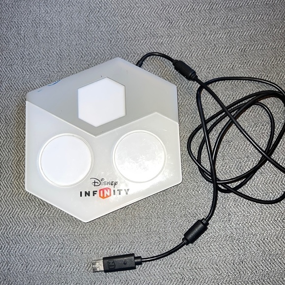 Disney Infinity Portal Base Xbox - Picture 1 of 3